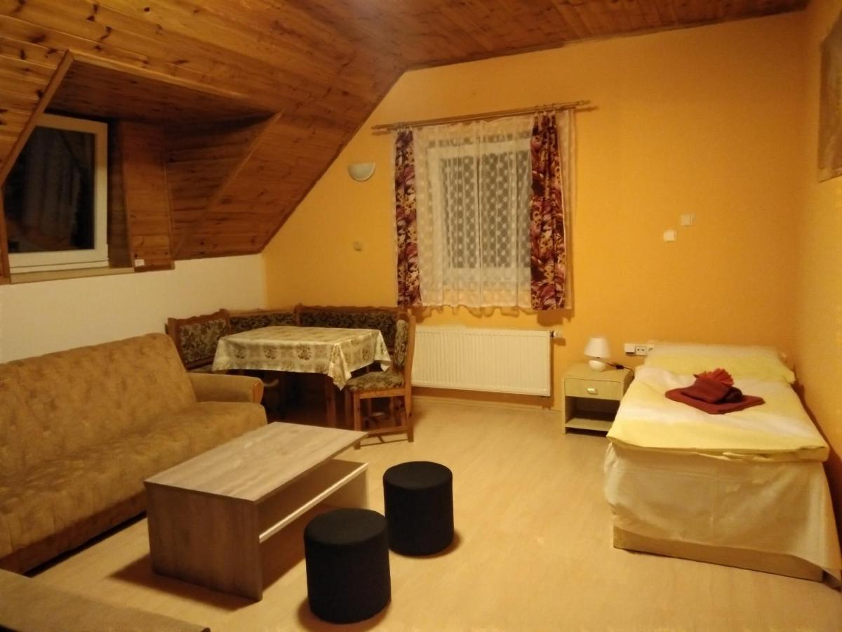 Apartman V Zachranne Stanici Pasicka Prosec  Екстериор снимка